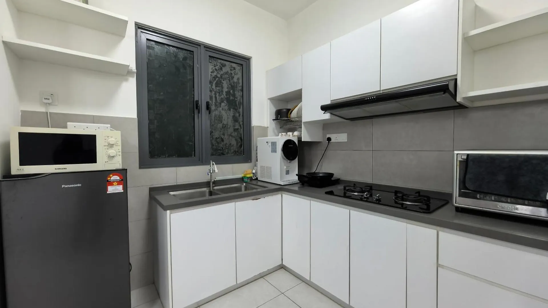 Royal Comfort Suite Meritus Near Swimming Pool Perai 0*,  Malaysia