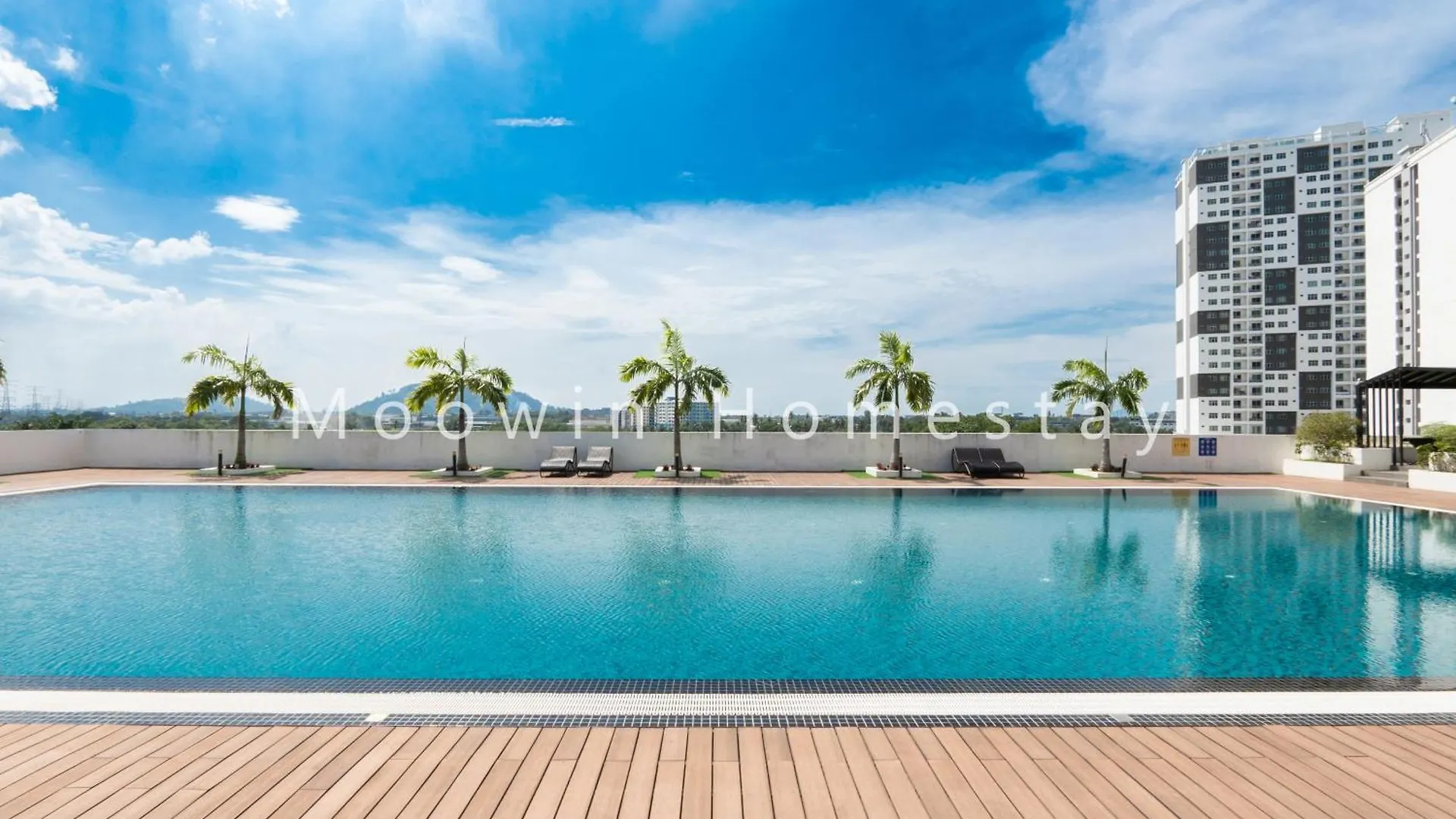 Royal Comfort Suite Meritus Near Swimming Pool Perai 0*,