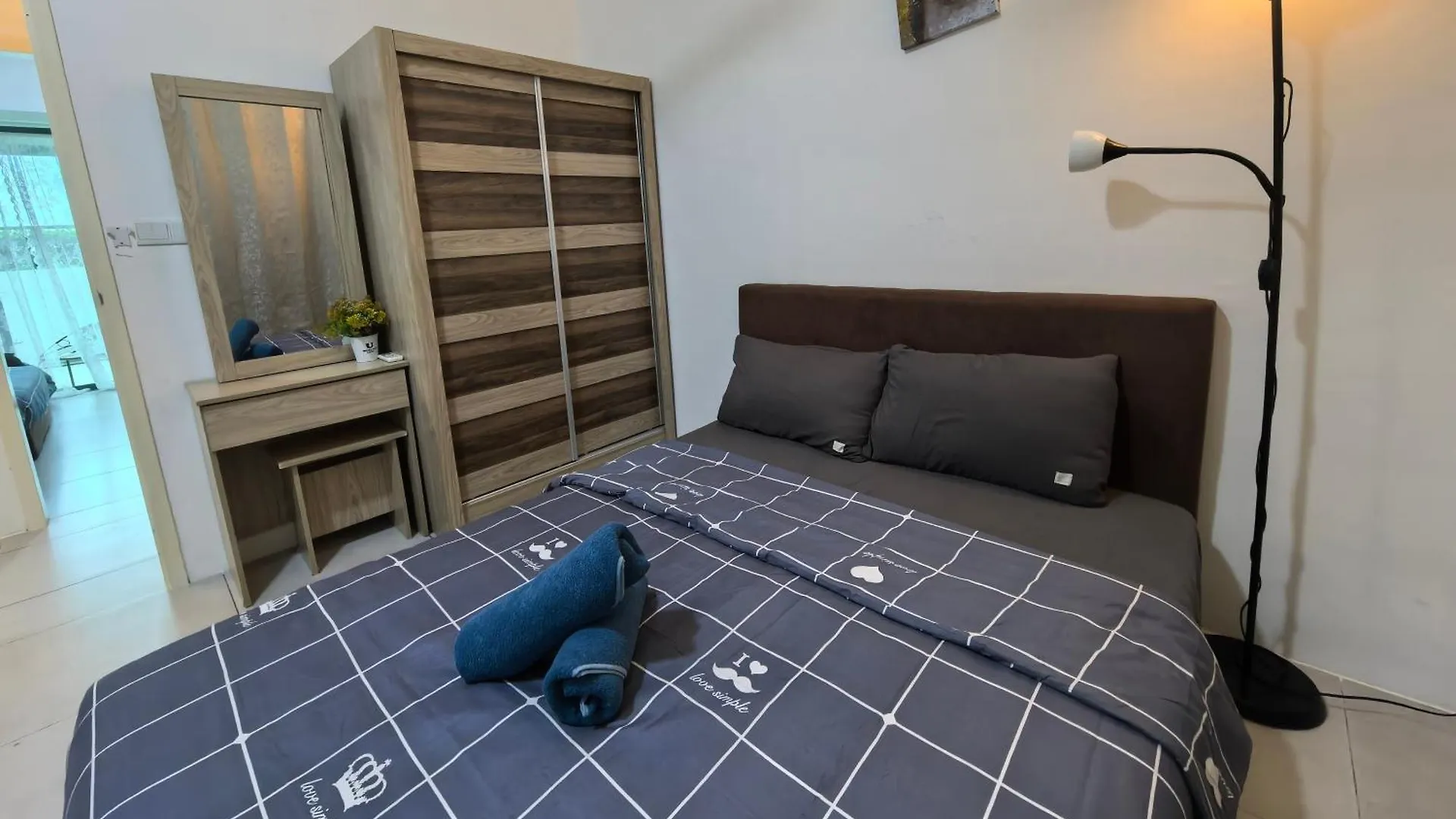 Royal Comfort Suite Meritus Near Swimming Pool Perai